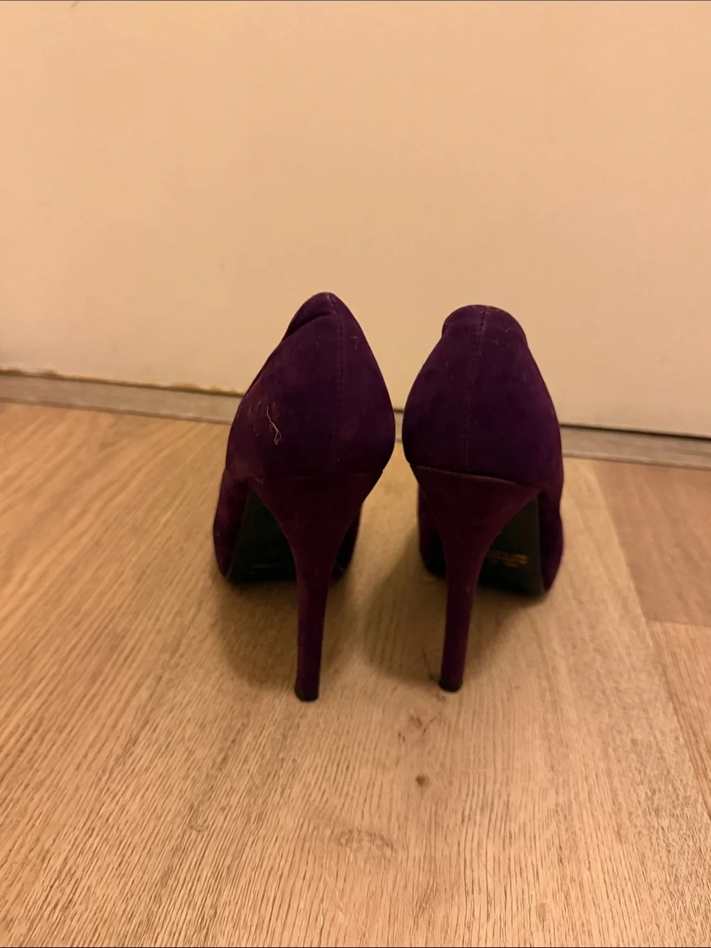 Qupid Plum Suede Pointed-Toe Pumps